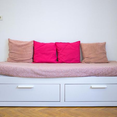 Apartment Luna Загреб Экстерьер фото