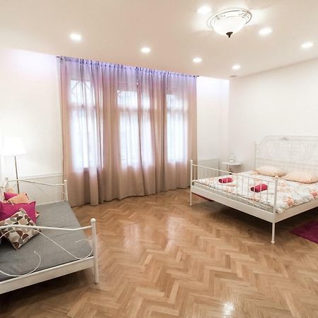 Apartment Luna Загреб Экстерьер фото