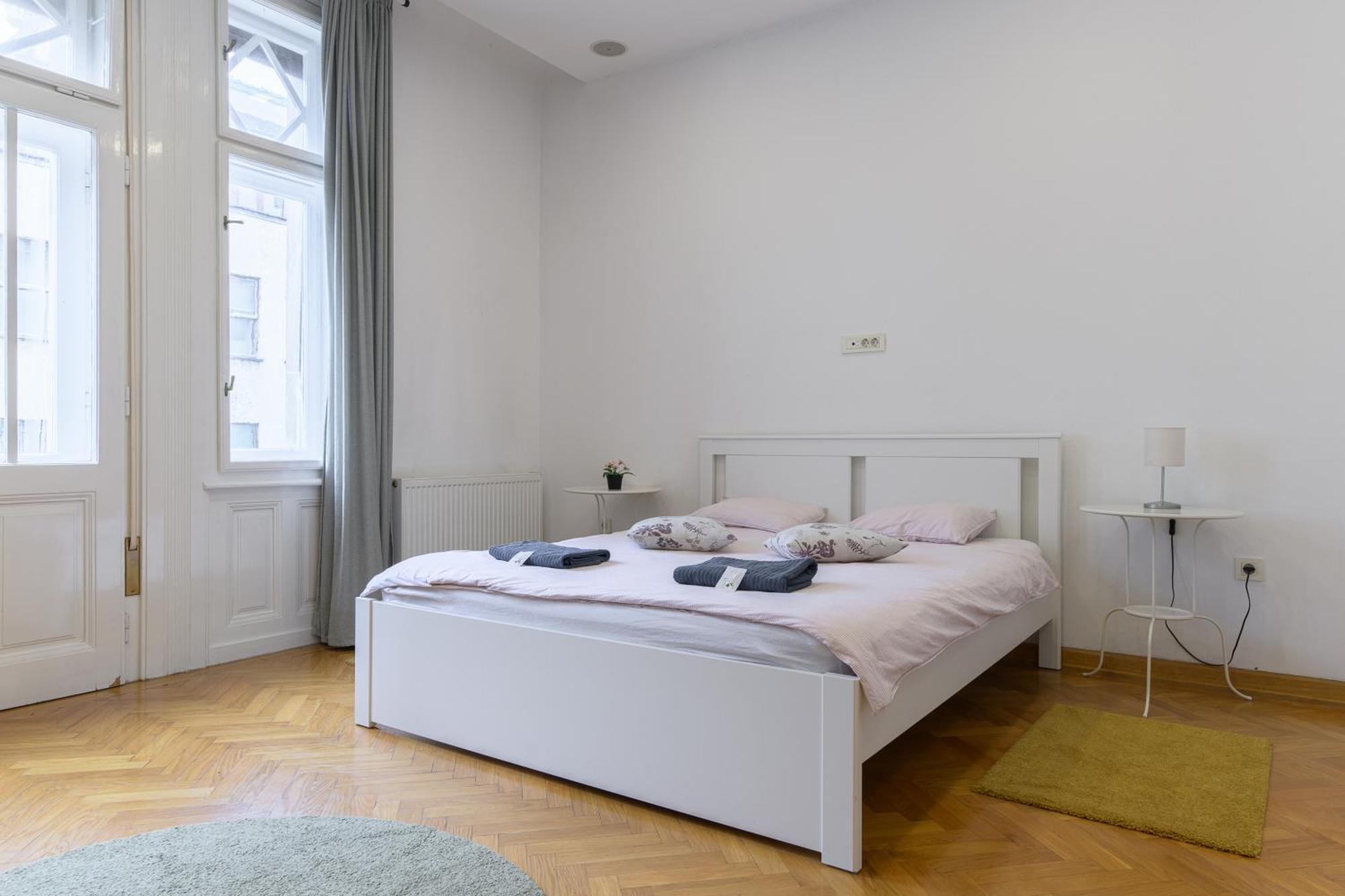 Apartment Luna Загреб Экстерьер фото