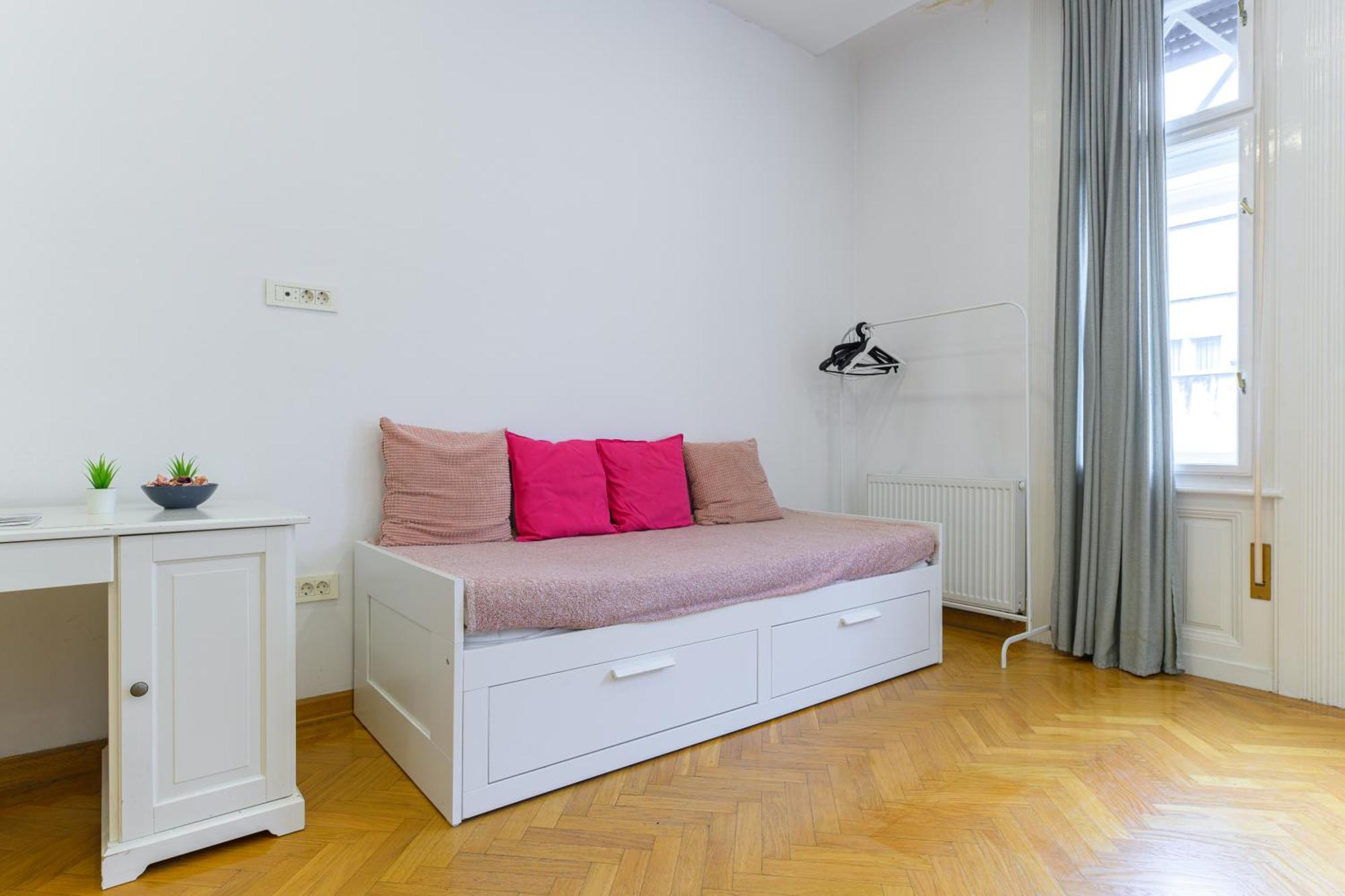 Apartment Luna Загреб Экстерьер фото